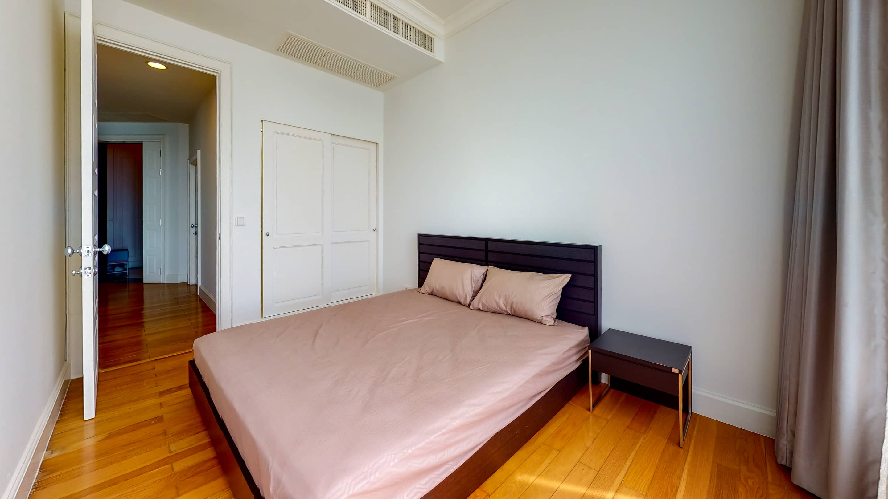 Royce Private Residences, unit published with the listing