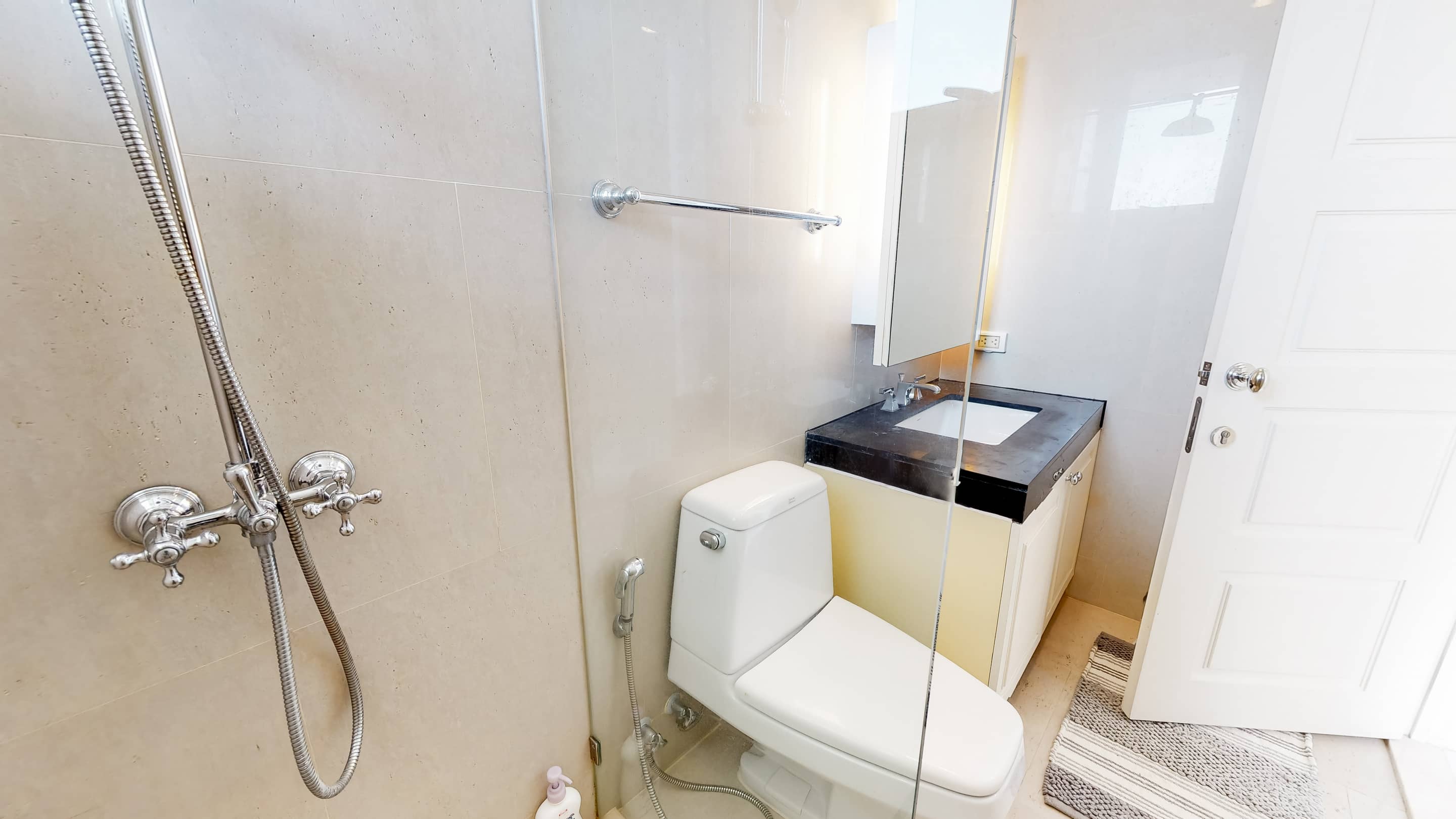 Royce Private Residences, unit published with the listing