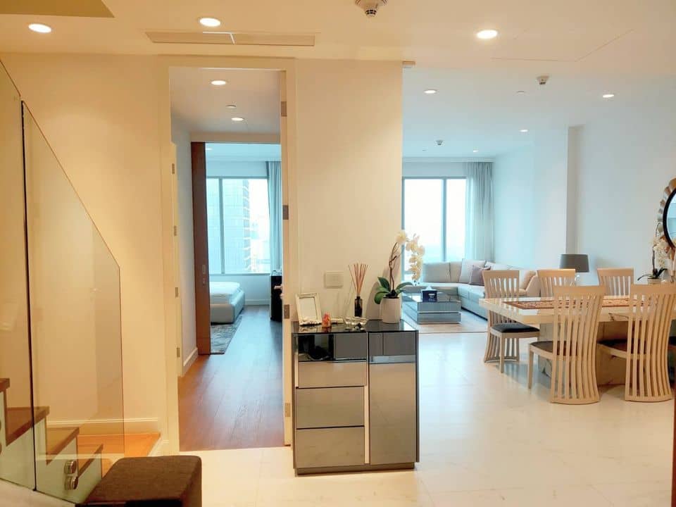 185 Rajadamri, living room published with the listing