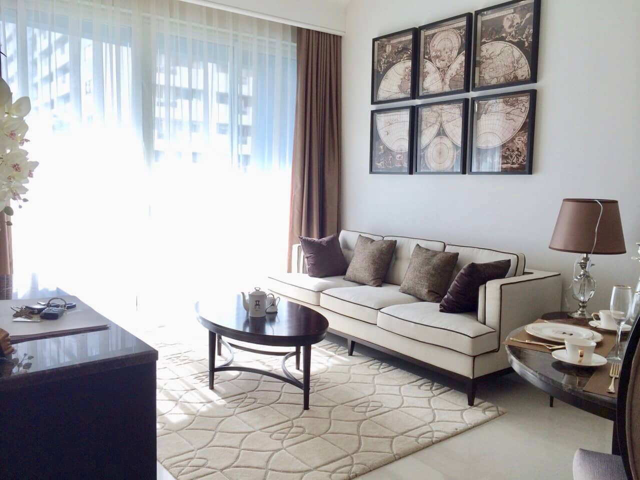 Q Langsuan, unit published with the listing