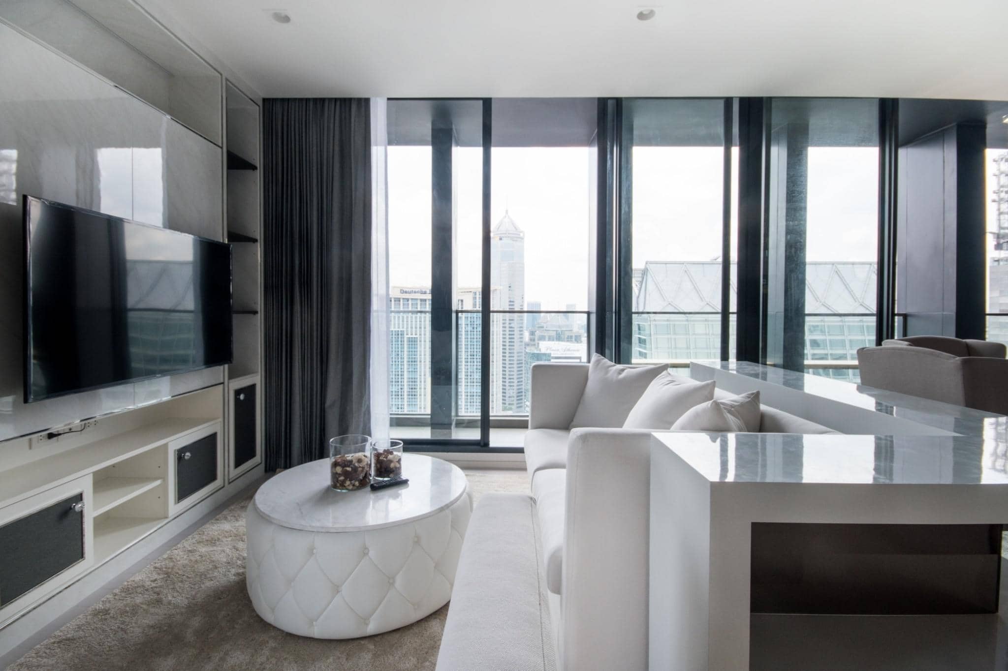 Noble Ploenchit, living room published with the listing