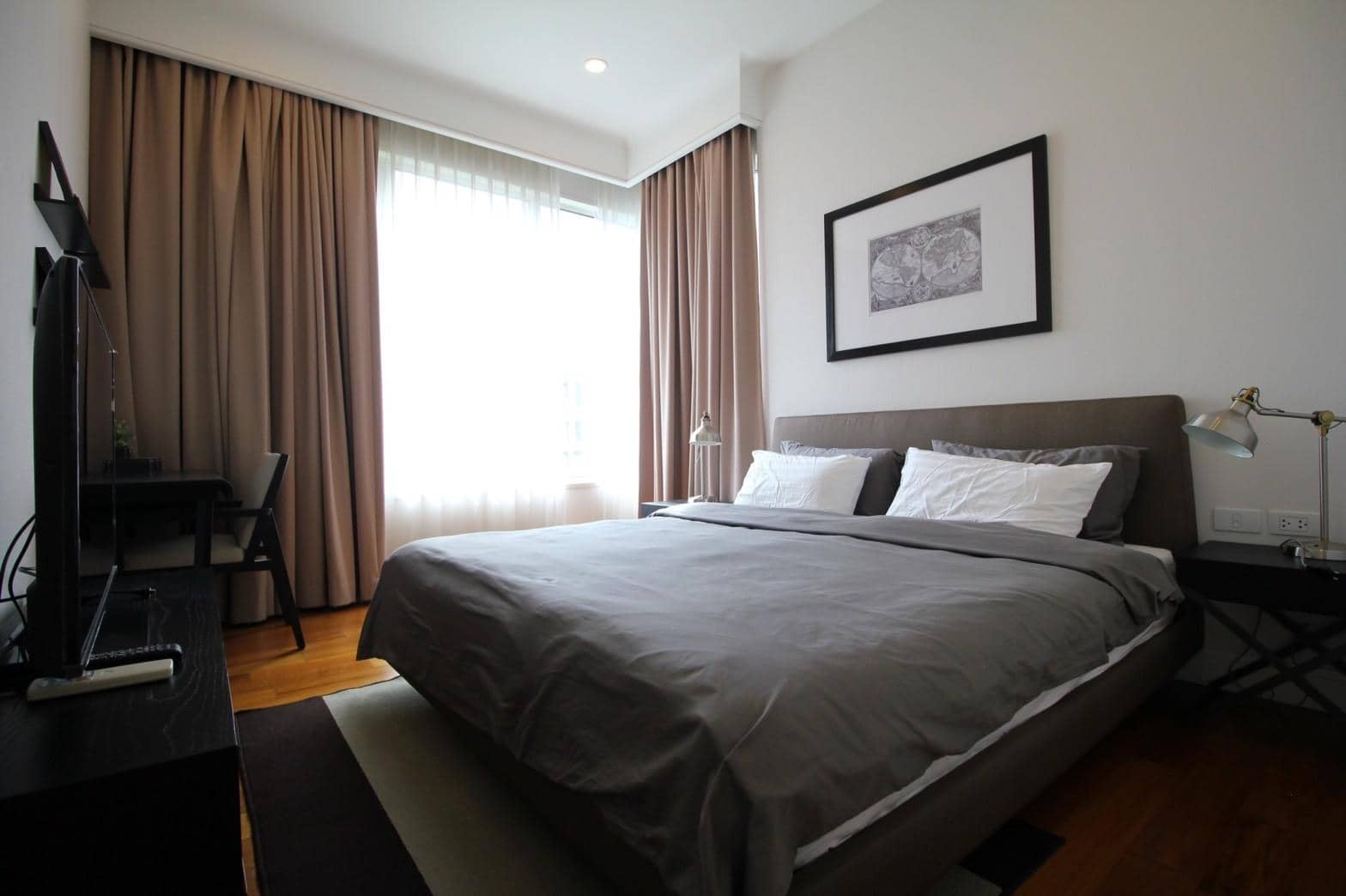 Q Langsuan, bedroom published with the listing