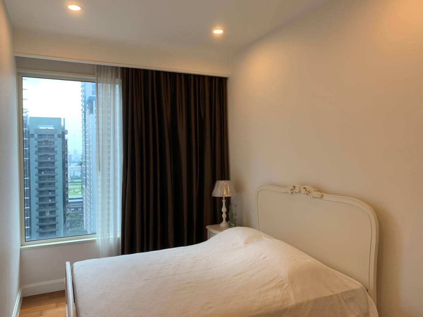 Q Langsuan, bedroom published with the listing