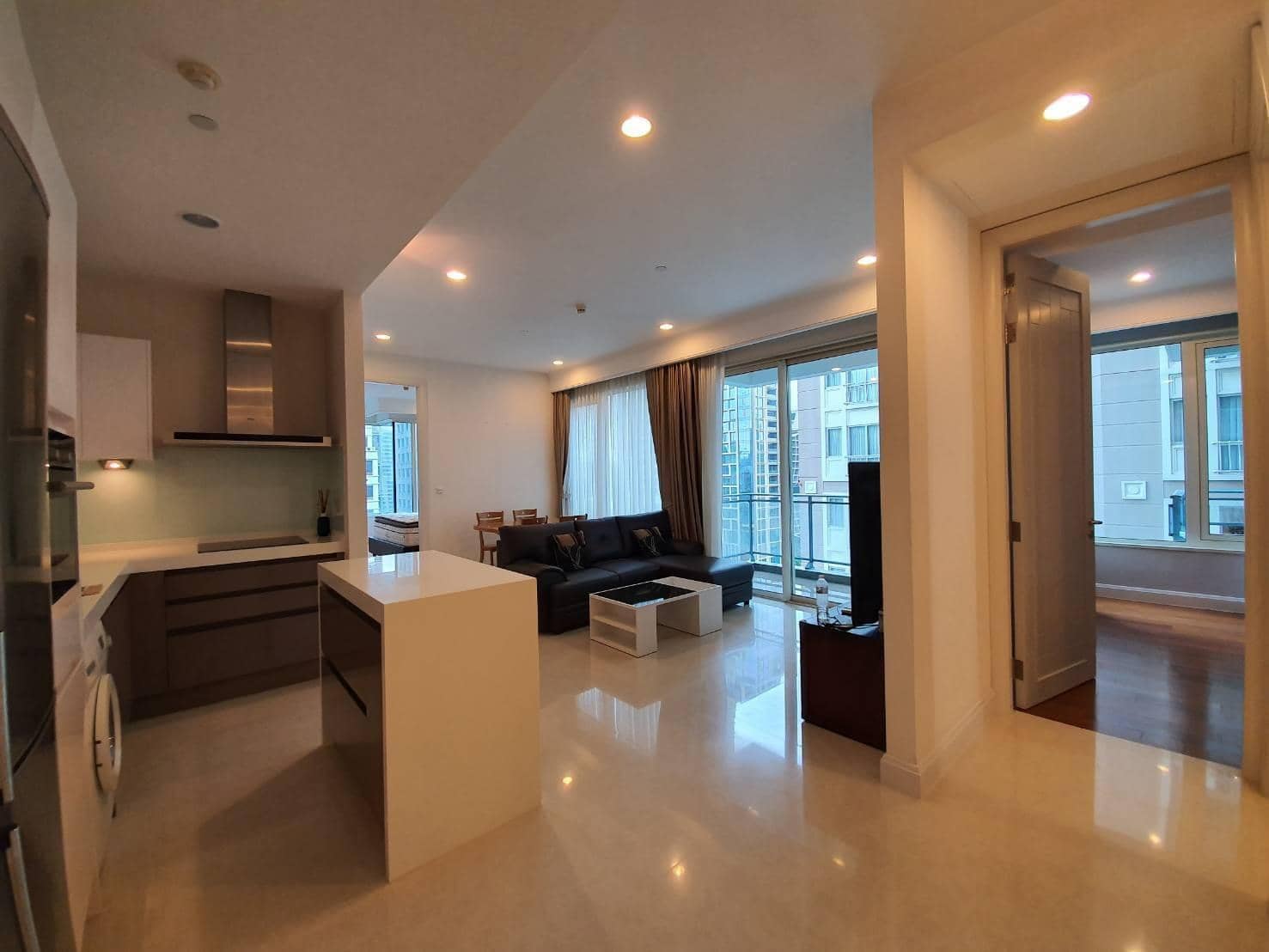 Q Langsuan, living room published with the listing