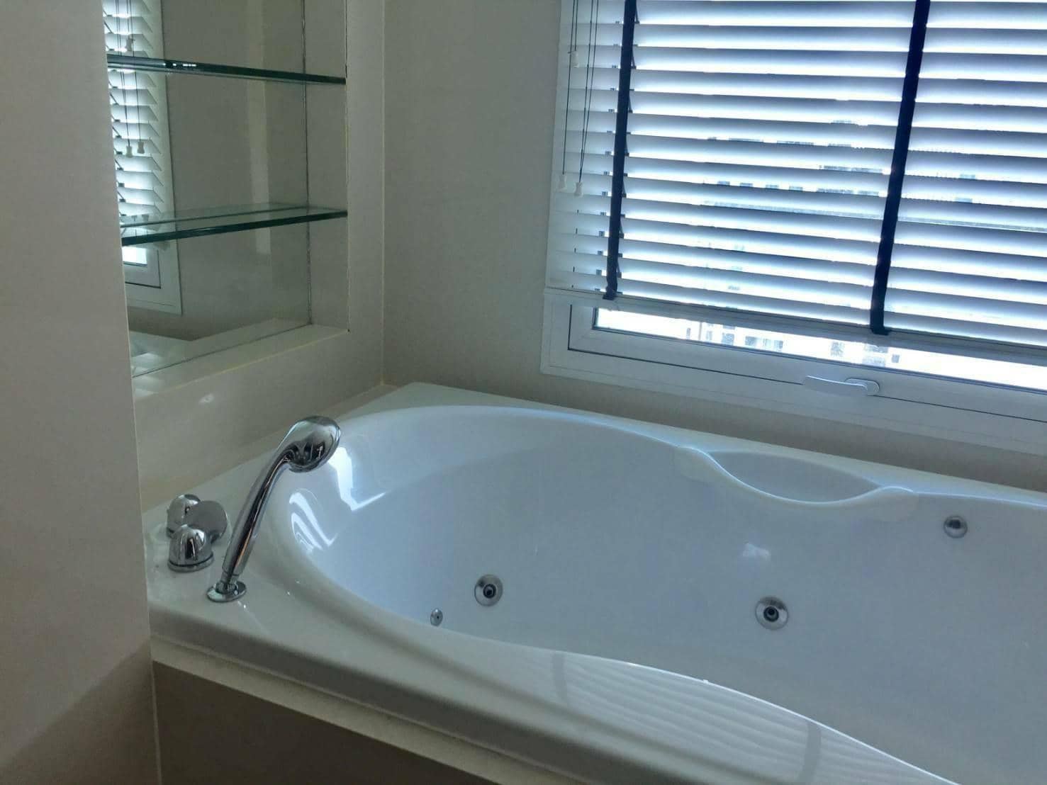 The Park Chidlom, bathroom published with the listing