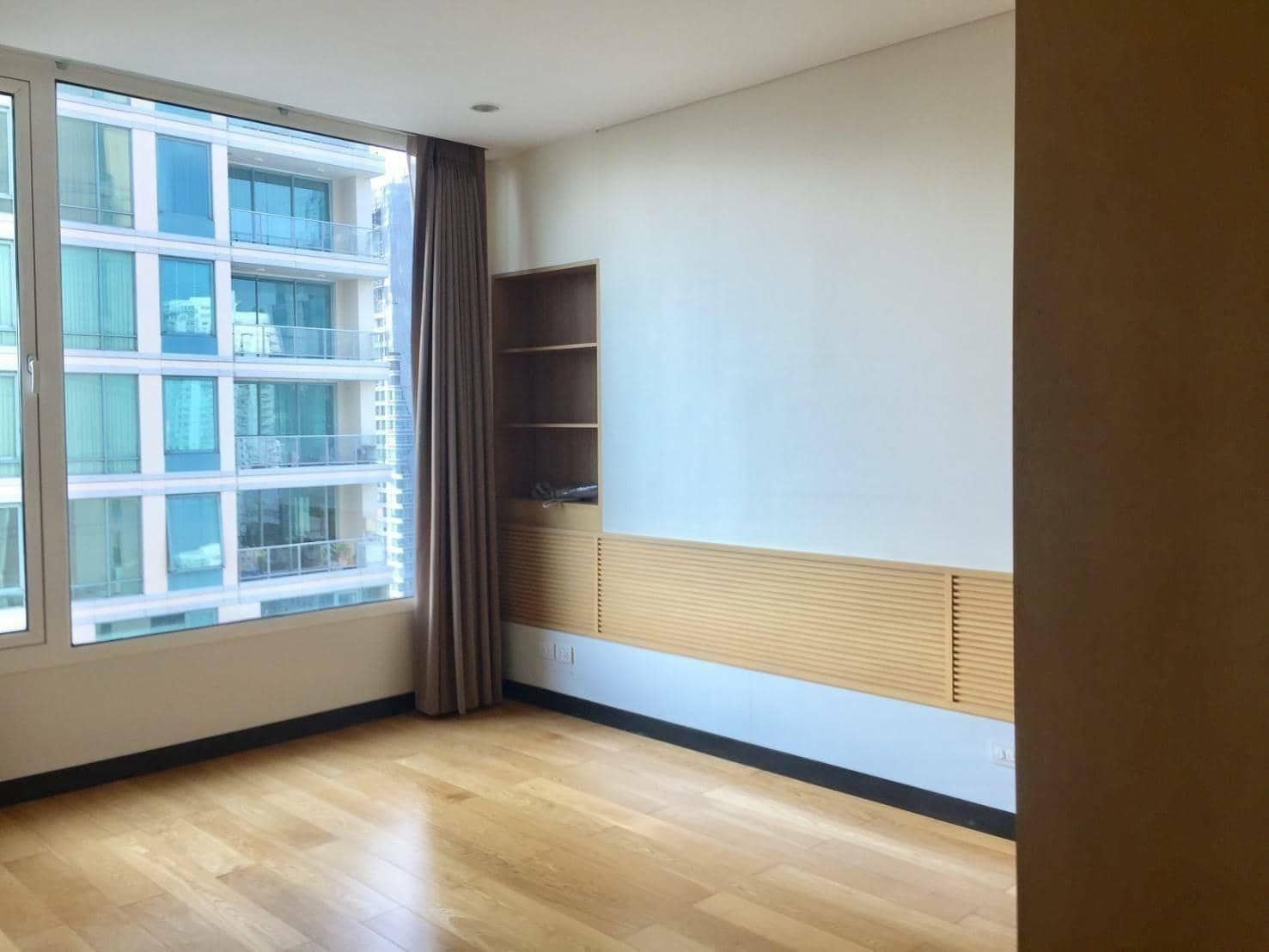 The Park Chidlom, bedroom published with the listing