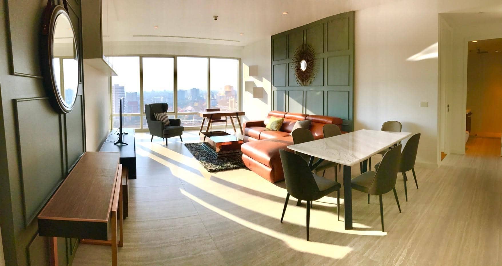 185 Rajadamri, unit published with the listing