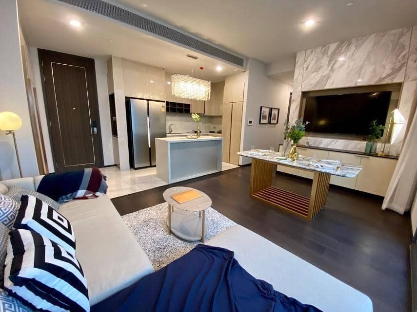 Laviq Sukhumvit 57, living room published with the listing