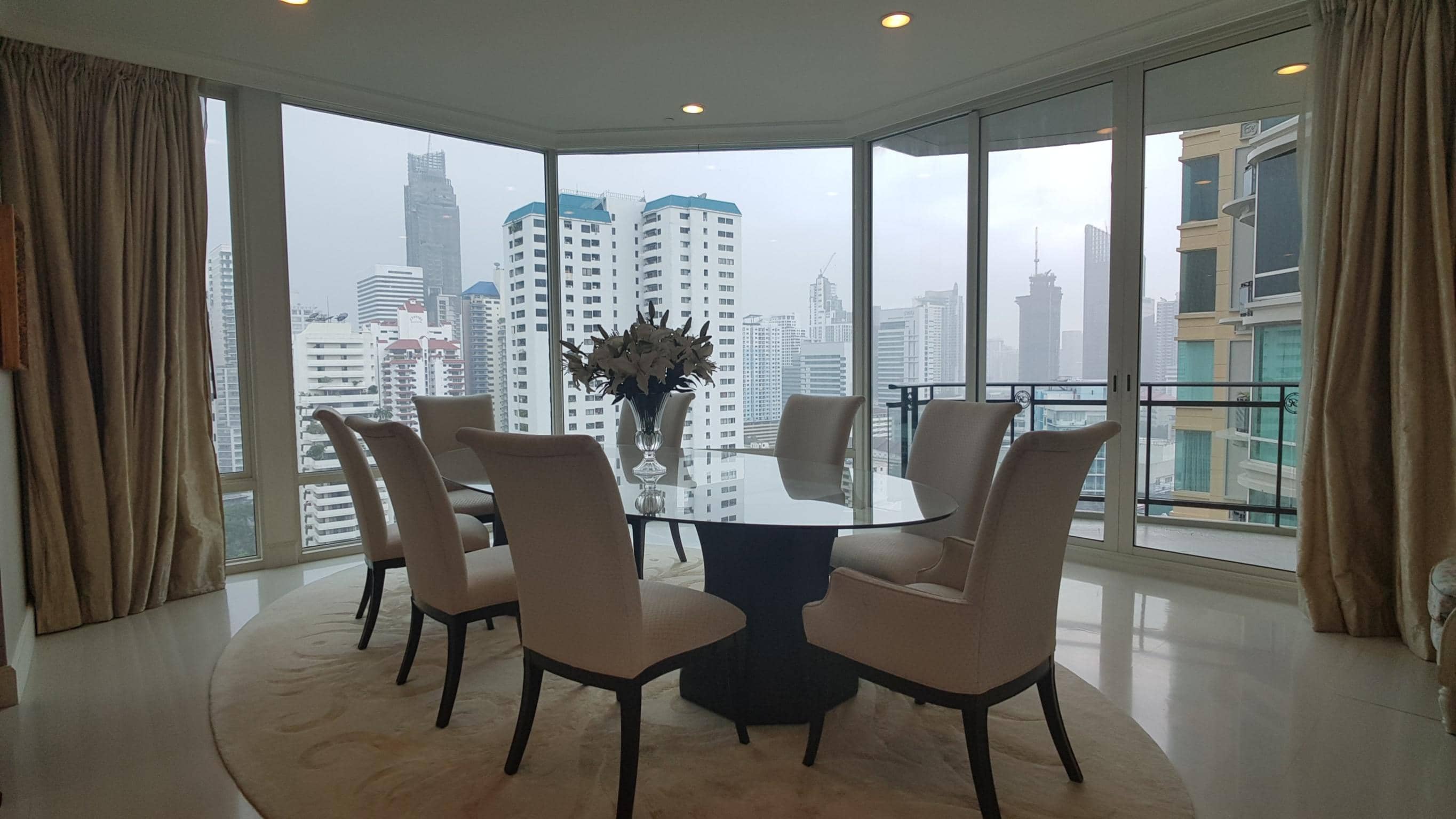 Royce Private Residences, living room published with the listing