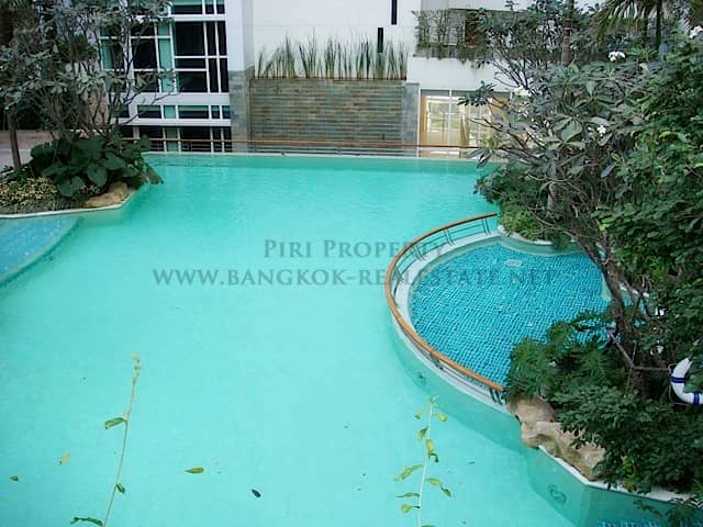 Baan Rajprasong Condominium, pool published with the listing