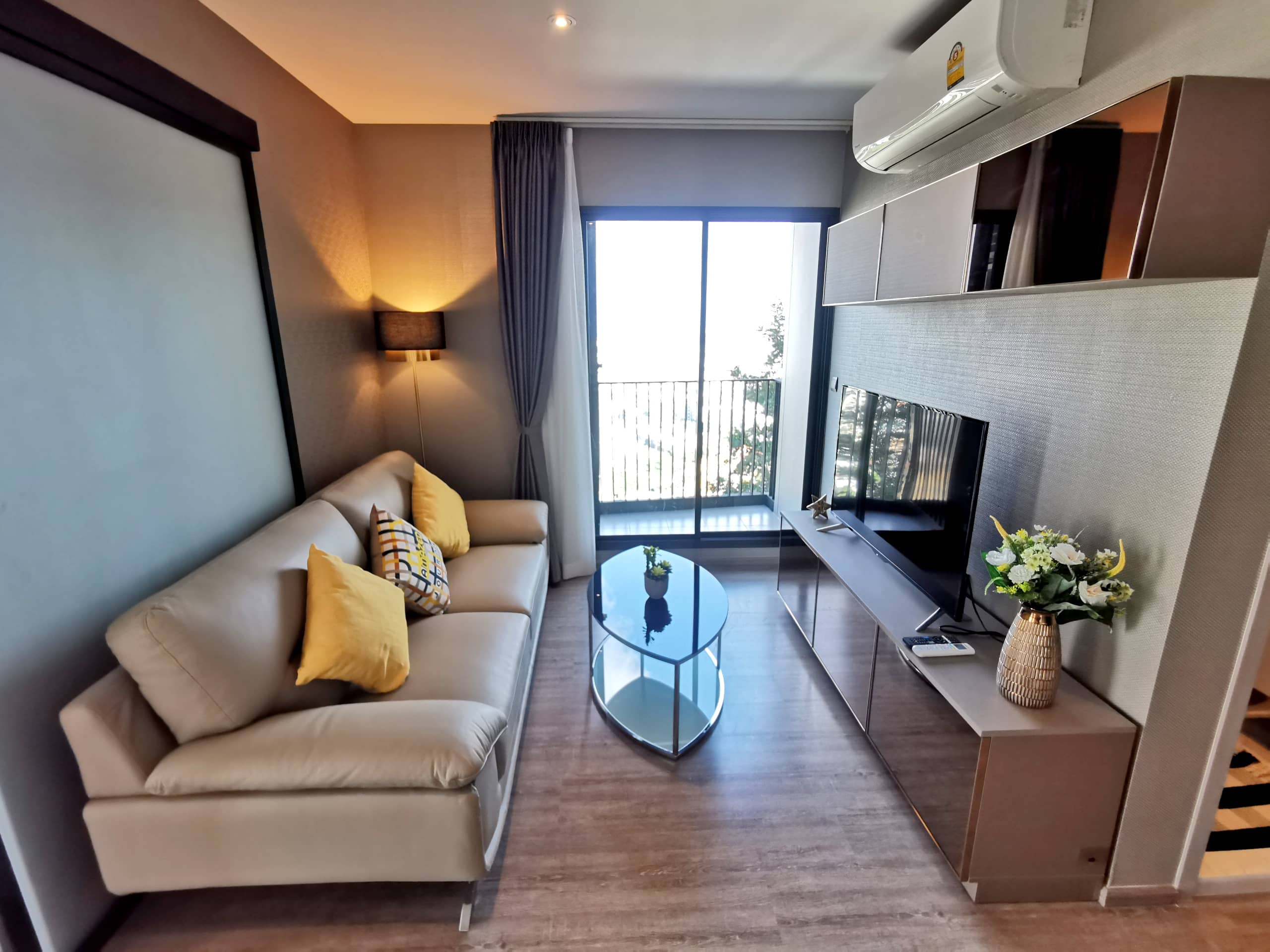 Rhythm Ekkamai, living room published on the PropertyScout card