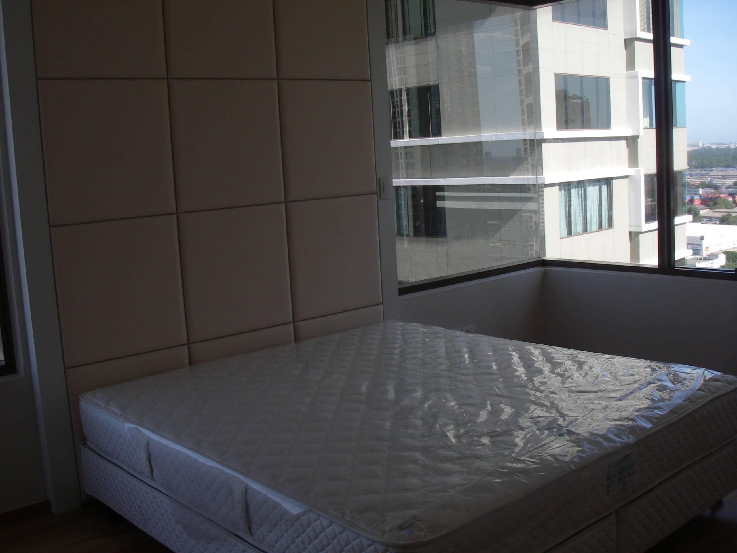The Emporio Place, bedroom published on the PropertyScout card