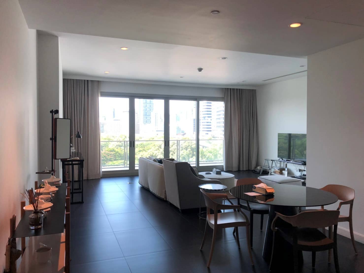 185 Rajadamri, living room published with the listing