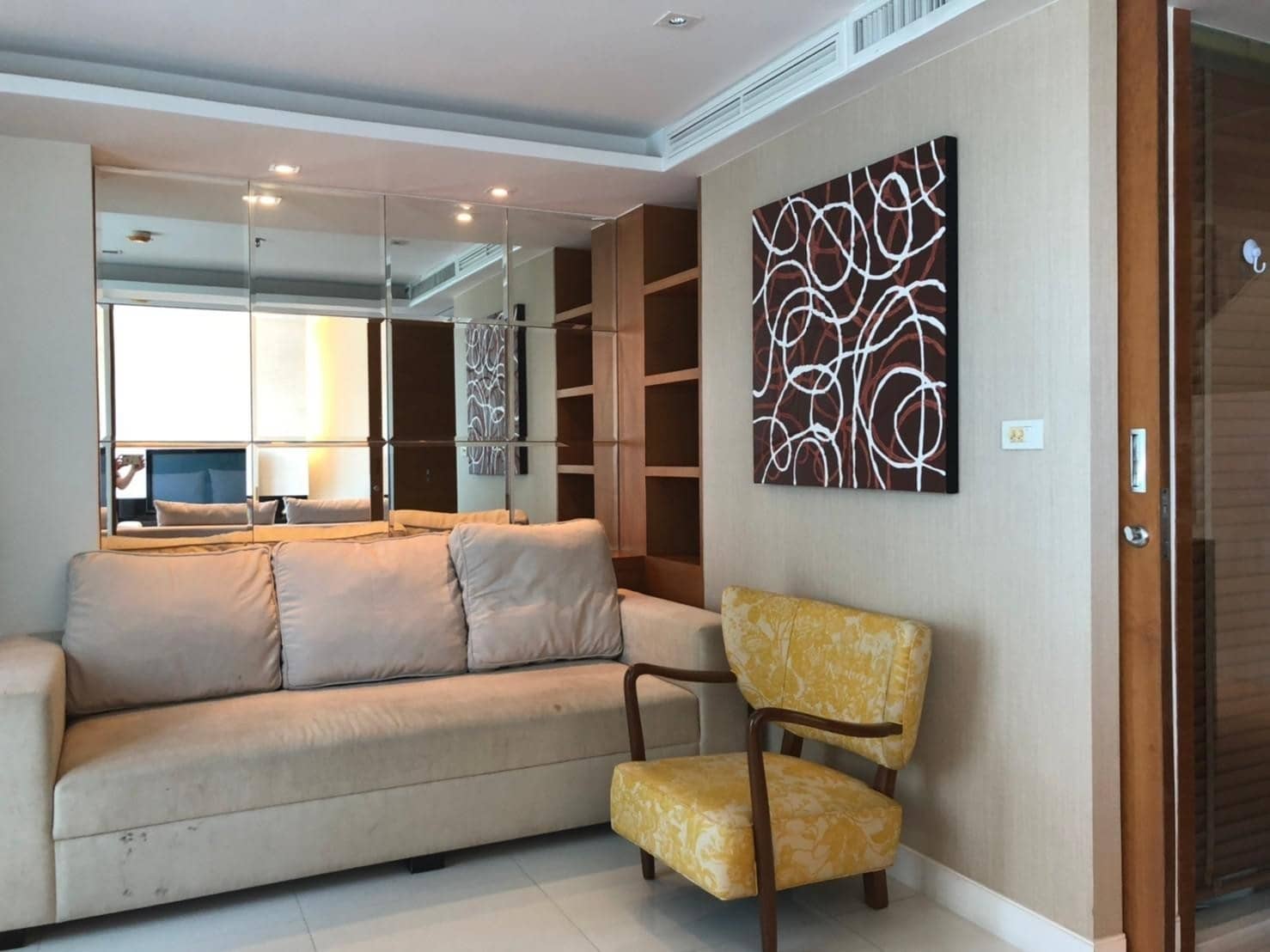 The Rajdamri, living room published with the listing