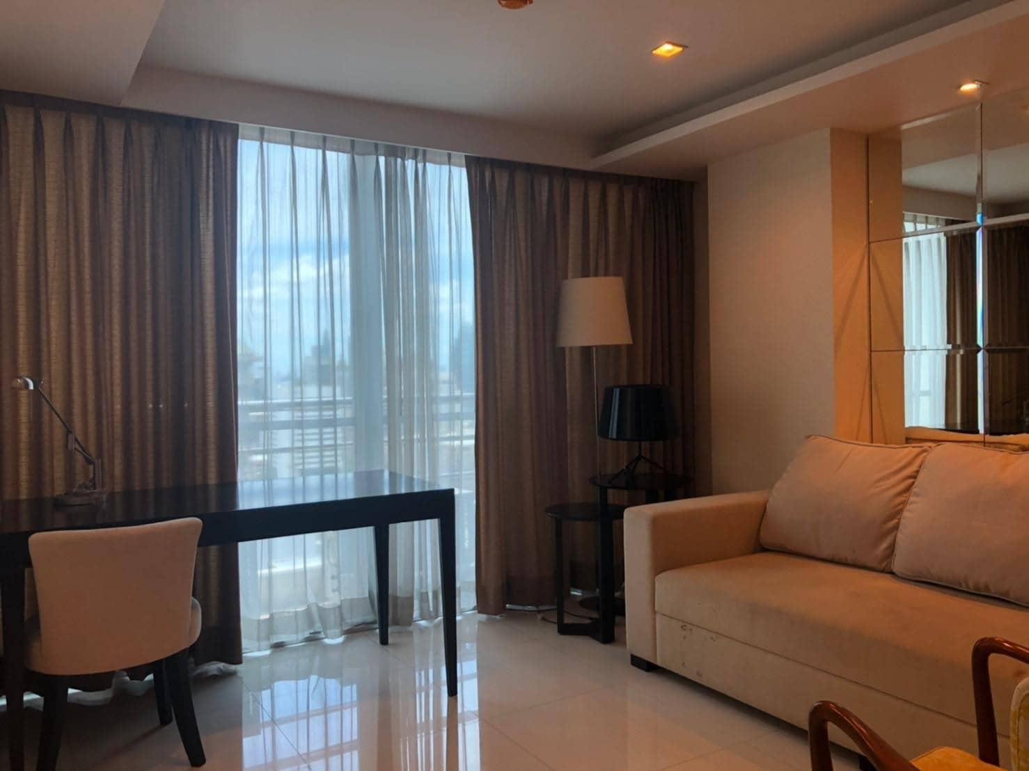 The Rajdamri, living room published with the listing