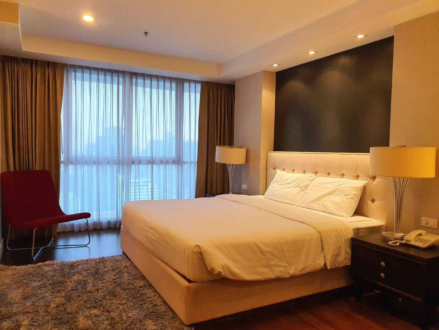 The Rajdamri, bedroom published with the listing