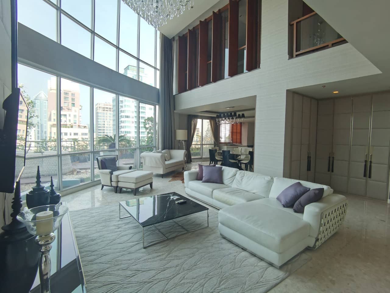 The Rajdamri, living room published with the listing
