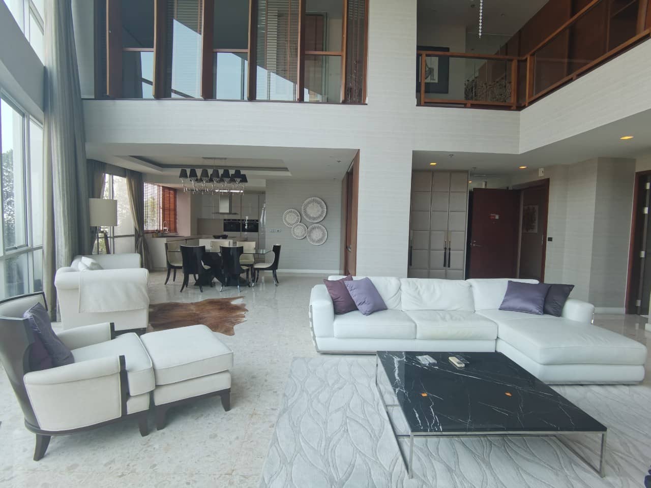 The Rajdamri, living room published with the listing