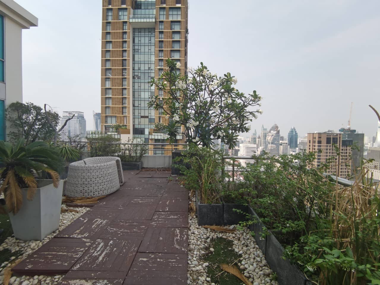 The Rajdamri, balcony published with the listing