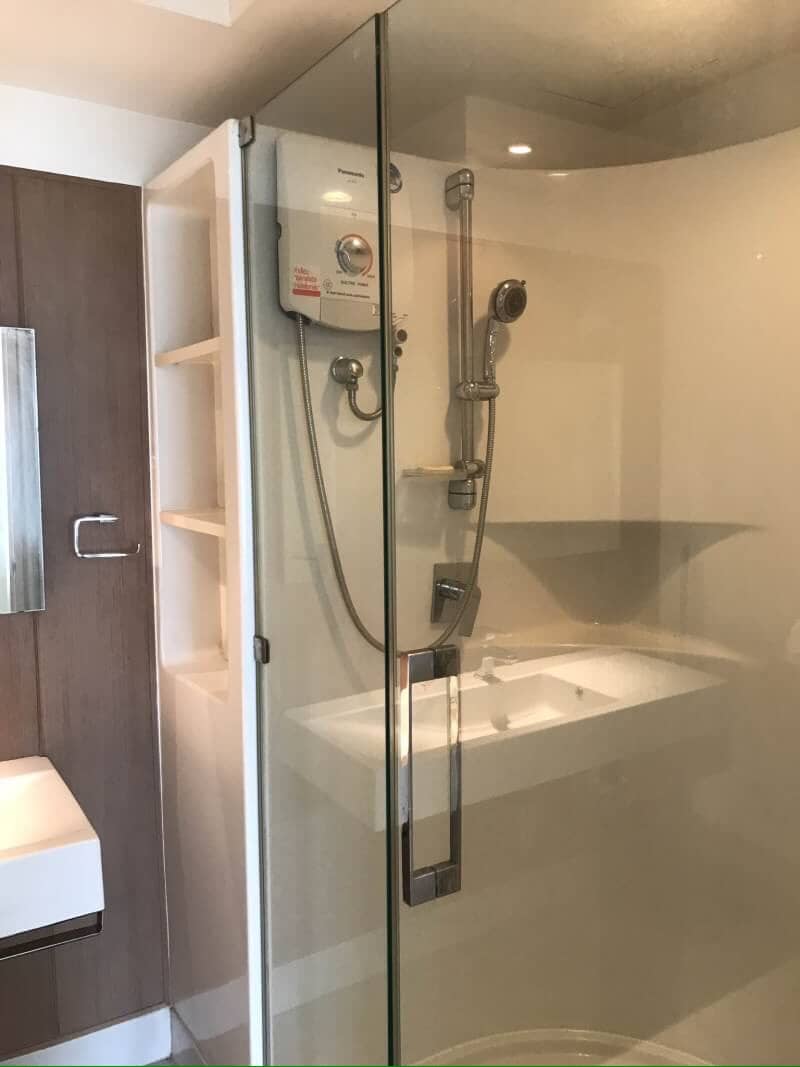 The Bangkok Sathorn, bathroom published on the PropertyScout card