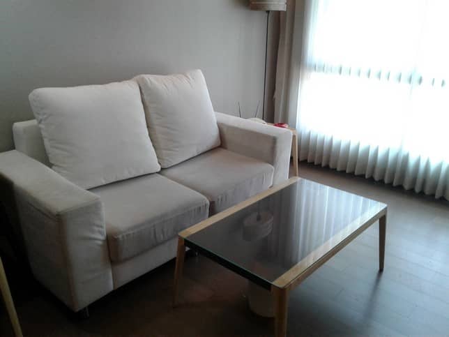 Tidy Thonglor, living room published on the PropertyScout card