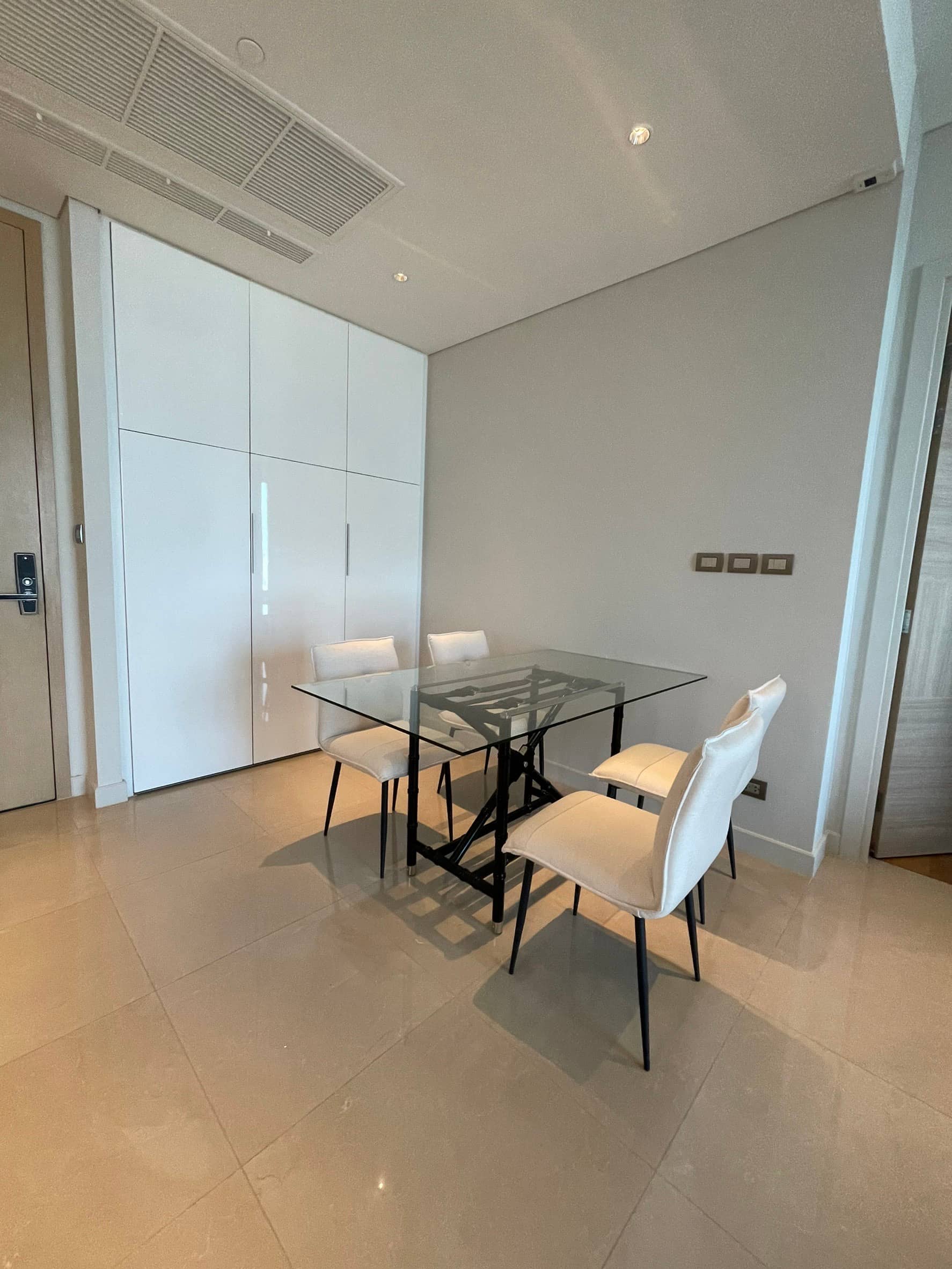 Sindhorn Residence, living room published with the listing