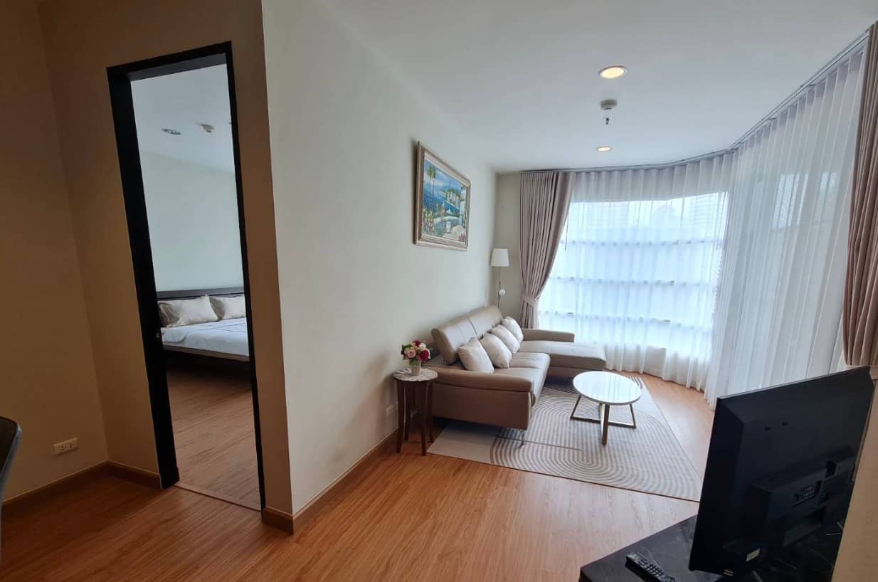 Citi Smart Sukhumvit 18, living room published on the PropertyScout card