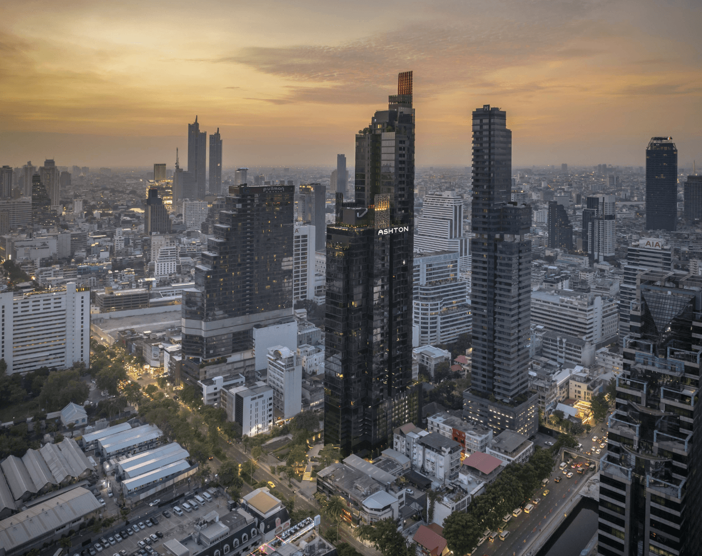Ashton Silom, building published with the listing