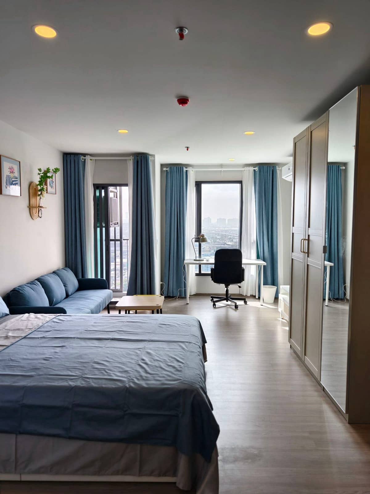Aspire Sukhumvit-Rama 4, bedroom published on the PropertyScout card
