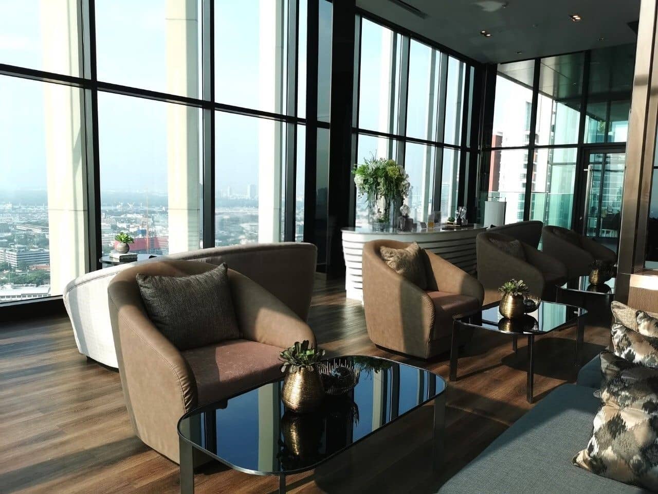 Rhythm Ekkamai, living room published on the PropertyScout card