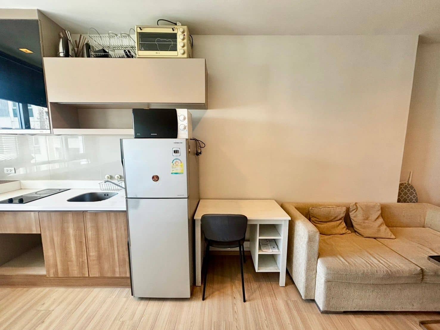 Rhythm Sathorn, living room published on the PropertyScout card