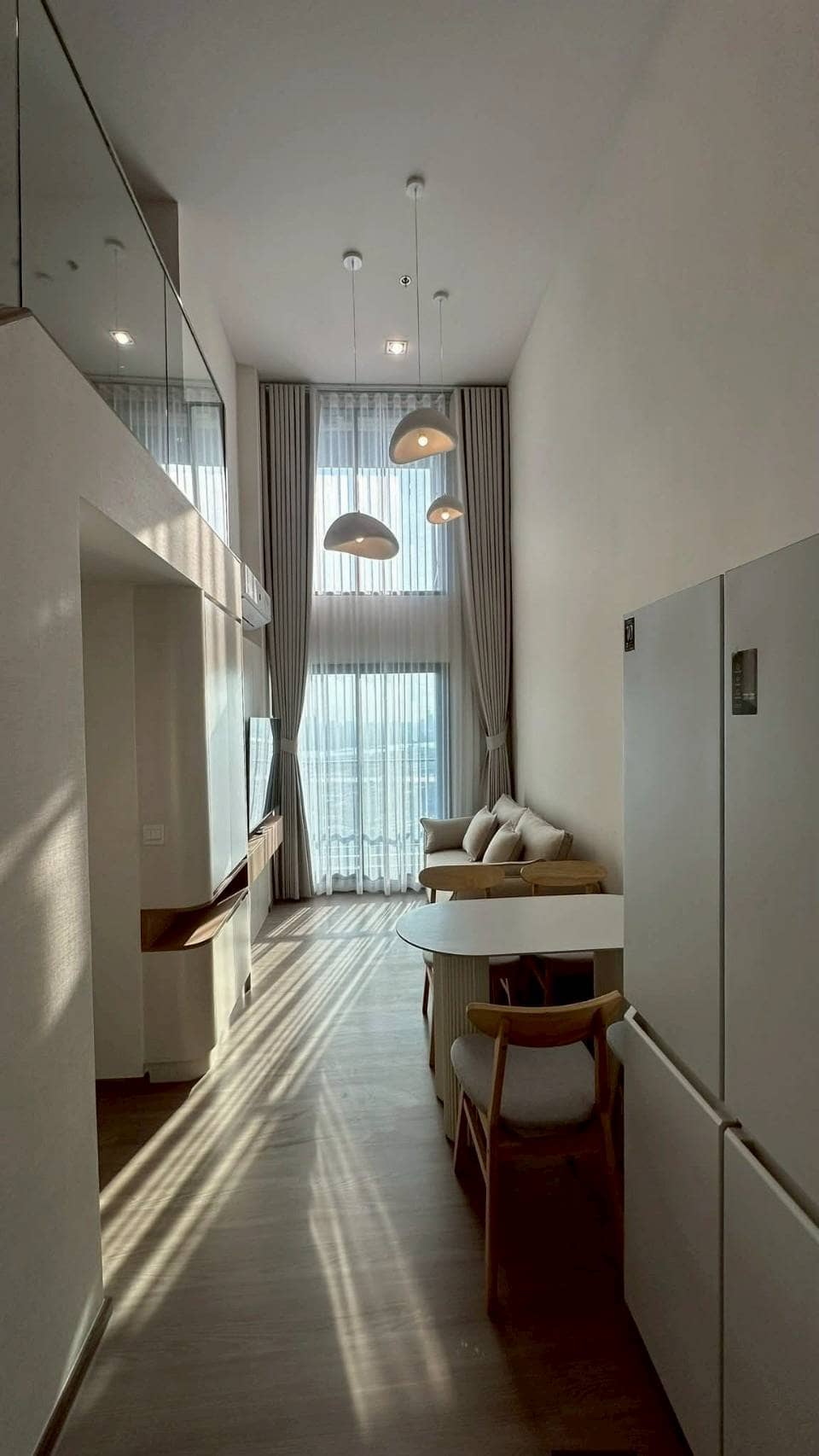 Aspire Sukhumvit-Rama 4, living room published on the PropertyScout card