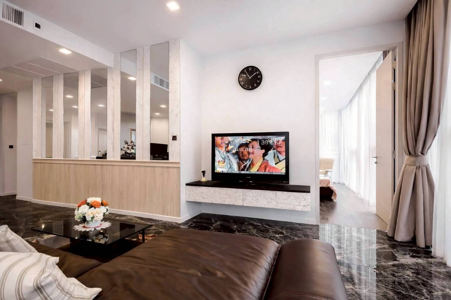 Ashton Residence 41, living room published on the PropertyScout card