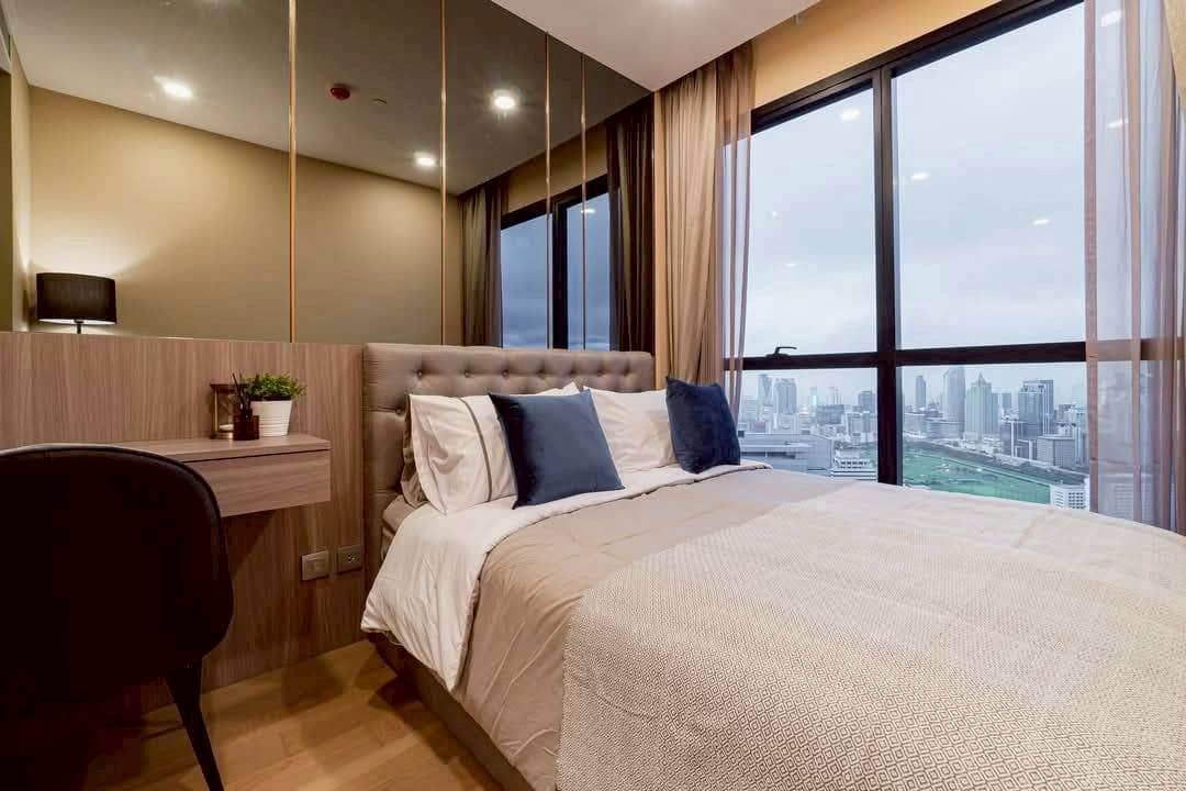 Ashton Chula Silom, bedroom published with the listing