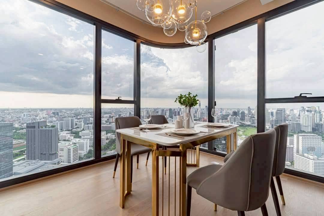 Ashton Chula Silom, unit published with the listing