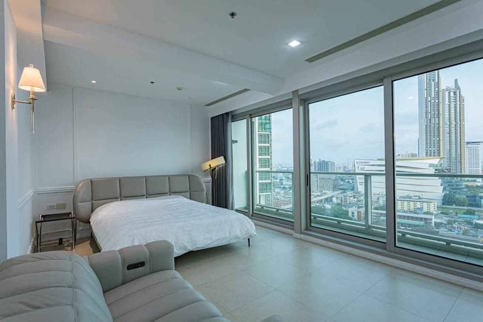 The River Condominium, bedroom published on the PropertyScout card