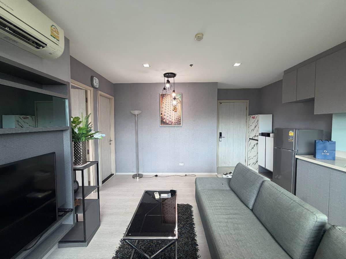 Rhythm Sukhumvit 36-38, living room published on the PropertyScout card
